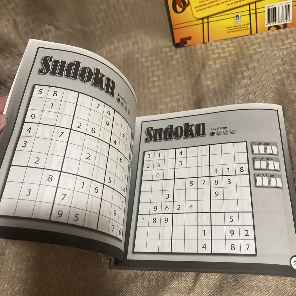 Sudoku Puzzle Books Lot of 2 Spiral Bound Hinkler 2007 NOS Over 200 Puzzles Rare